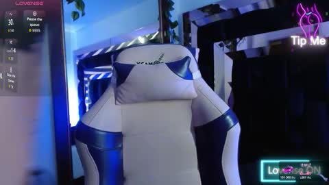 Eimmy lopez online show from February 19, 8:29 pm