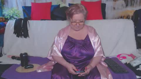 QueenPammy online show from March 28, 8:58 am