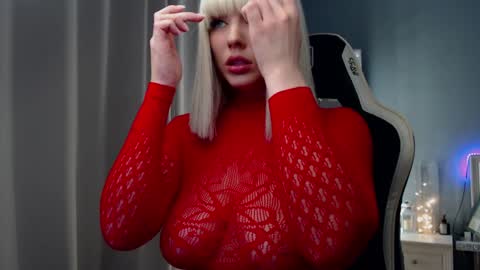 Queensy online show from February 6, 4:25 pm