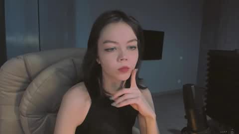 quietluxury online show from February 7, 10:08 am