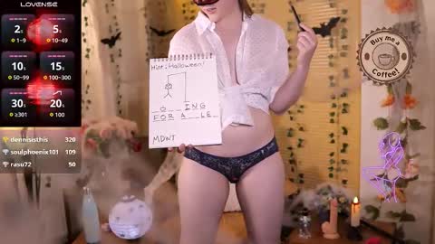 QuinnMonroe online show from October 19, 8:44 pm