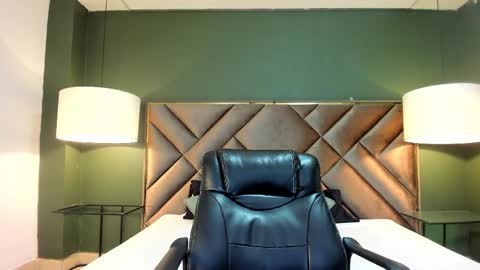  Rachel  online show from April 3, 4:16 pm