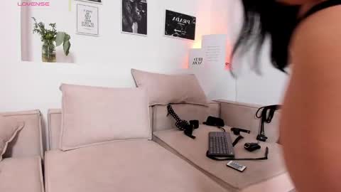 RACHEL ES online show from September 12, 5:30 am