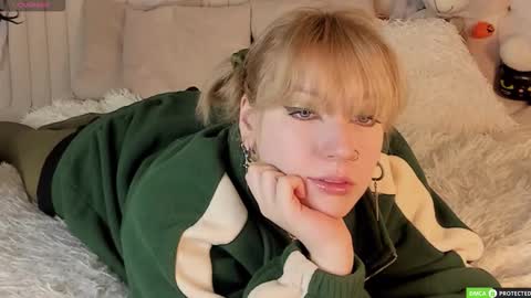 Ray  online show from October 25, 3:14 am