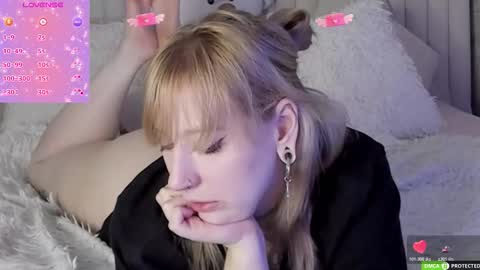 Ray  online show from November 5, 3:23 am