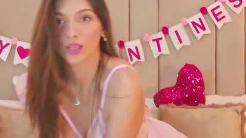 Rachell online show from February 14, 1:51 pm