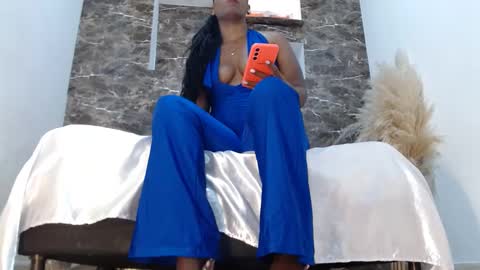 Snapshot of raichellcooper1 chatting on September 22, 5:11 pm raichellcooper1 online show from September 22, 5:11 pm