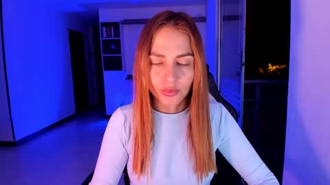 Snapshot of rainbow_jenny chatting on December 17, 12:34 am Jennyindependent model . online show from December 17, 12:34 am