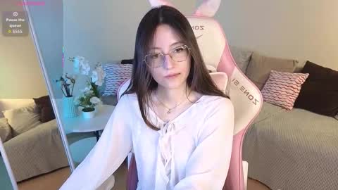 rainybella online show from March 18, 7:13 am