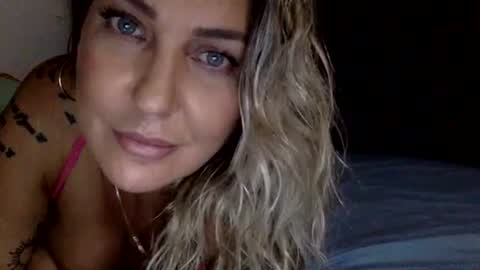 Snapshot of ramjetkel chatting on October 4, 3:45 am Mamakel online show from October 4, 3:45 am