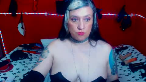 Sonia online show from September 19, 7:24 pm