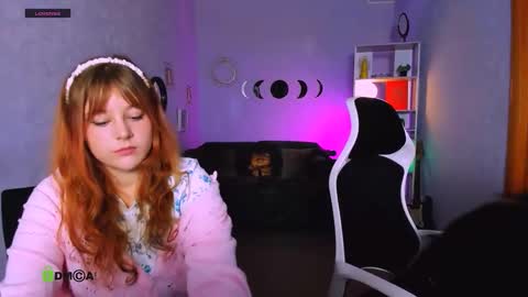 Raquel online show from September 28, 7:30 pm