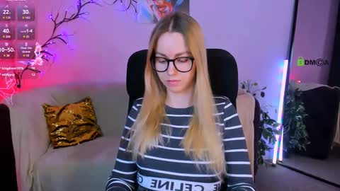 Raquel online show from September 25, 1:04 am