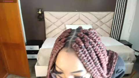 Snapshot of raqueljones_ chatting on January 21, 11:35 am Raquel online show from January 21, 11:35 am