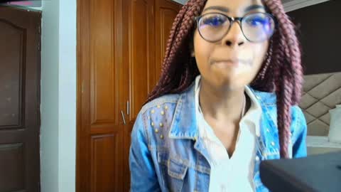 Snapshot of raqueljones_ chatting on January 28, 11:38 am Raquel online show from January 28, 11:38 am