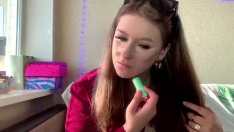 Amanda online show from May 6, 2:21 pm
