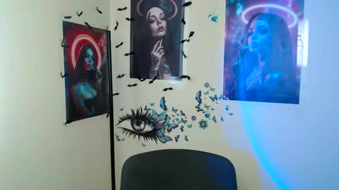 raspberry0101 online show from September 23, 8:12 am