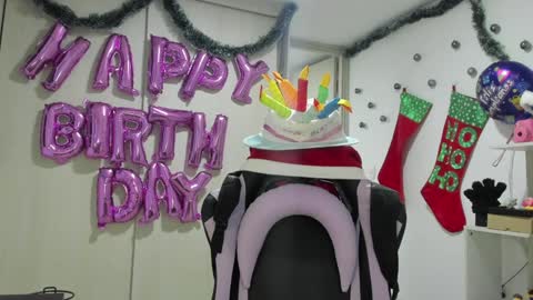 Rea    online show from December 8, 4:25 am