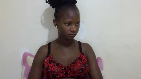 queen online show from March 9, 5:39 pm