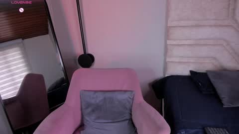 Rebeca Williams online show from January 7, 5:49 pm