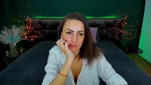 rebecca_diamonds online show from February 25, 7:31 am