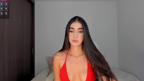 Snapshot of rebeccabaxter chatting on December 31, 10:23 pm Rebecca online show from December 31, 10:23 pm