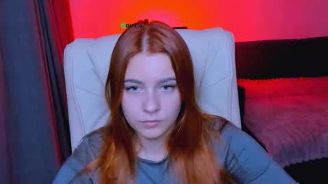 Snapshot of red__dizzy chatting on October 5, 9:31 pm red__dizzy online show from October 5, 9:31 pm