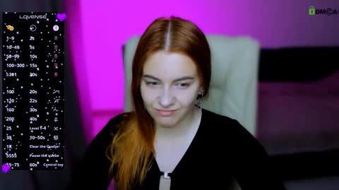 Snapshot of red__dizzy chatting on October 11, 10:23 pm red__dizzy online show from October 11, 10:23 pm