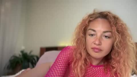 Emily online show from May 26, 8:30 pm