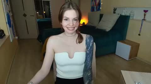 Regina online show from October 9, 8:02 pm