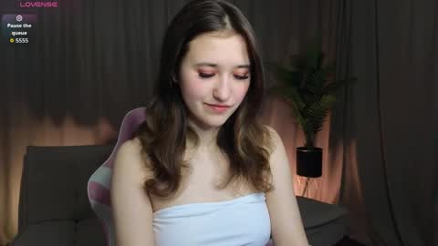 reidnox online show from April 14, 8:09 pm