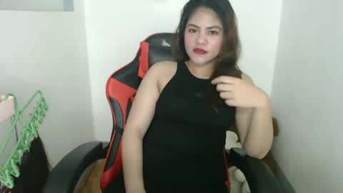Snapshot of reign2525 chatting on March 12, 3:40 pm reign2525 online show from March 12, 3:40 pm