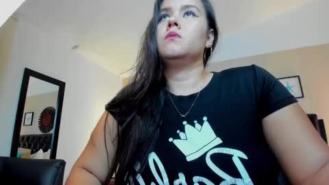Snapshot of reina_loren chatting on September 23, 11:03 pm reina_loren online show from September 23, 11:03 pm