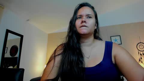 Snapshot of reina_loren chatting on September 28, 10:04 pm reina_loren online show from September 28, 10:04 pm