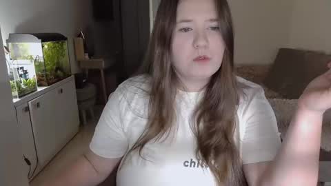 Snapshot of remirann_ chatting on February 18, 4:05 pm Ann OF - remirann21 online show from February 18, 4:05 pm