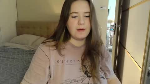 Snapshot of remirann_ chatting on March 8, 5:58 am Ann OF - remirann21 online show from March 8, 5:58 am