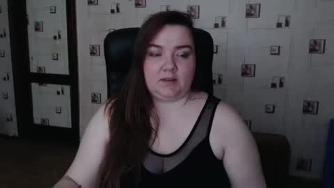 renataoia online show from March 3, 3:51 pm