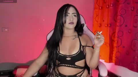 renatawilsom online show from February 3, 2:10 am