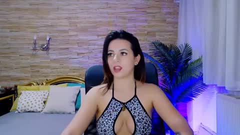 renesmesweet online show from February 19, 12:33 pm
