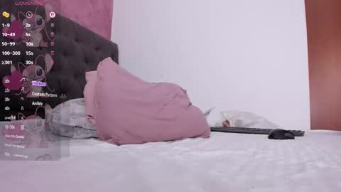 Snapshot of reyna77 chatting on September 9, 4:29 pm reyna77 online show from September 9, 4:29 pm