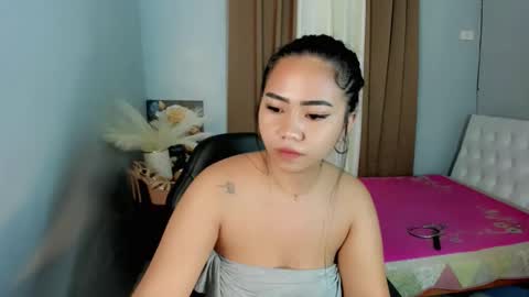 rhea online show from April 6, 4:46 am