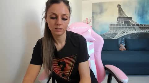 rheaetthan online show from March 9, 12:19 pm