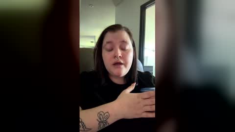 riah_babbie online show from May 2, 1:47 pm