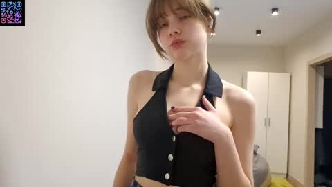 Luna online show from March 19, 6:45 pm