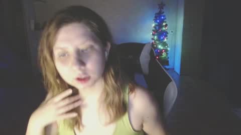 Snapshot of richemily chatting on January 6, 4:44 pm Emily online show from January 6, 4:44 pm