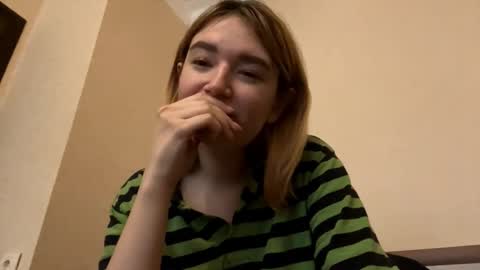 Lisa online show from December 2, 6:48 am