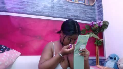 RIHANNA online show from December 20, 2:19 am