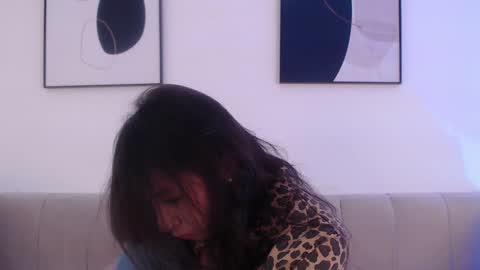 Riley online show from February 4, 7:44 pm