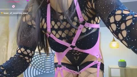 Snapshot of riley_sierra chatting on December 16, 12:27 pm Riley Sierra online show from December 16, 12:27 pm
