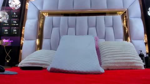 Riley online show from November 21, 11:56 am